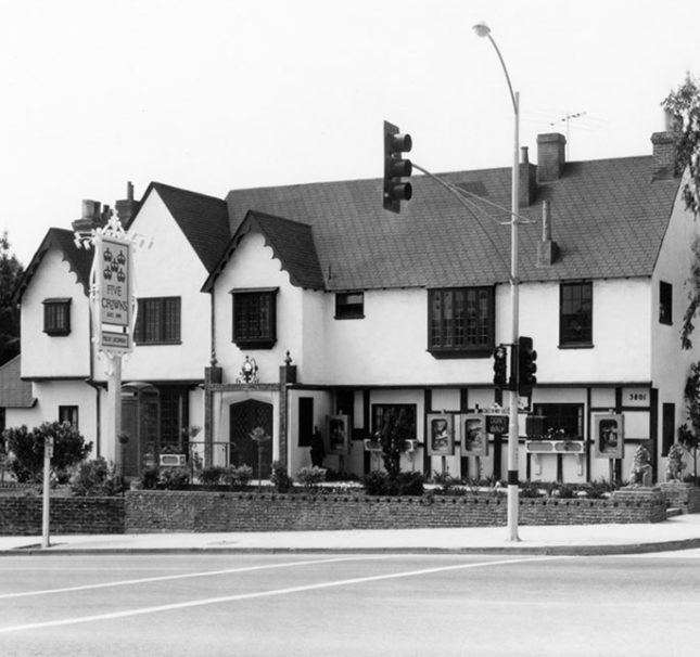 Black-and-white photo of Five Crowns when it was known as the Hurley Bell.